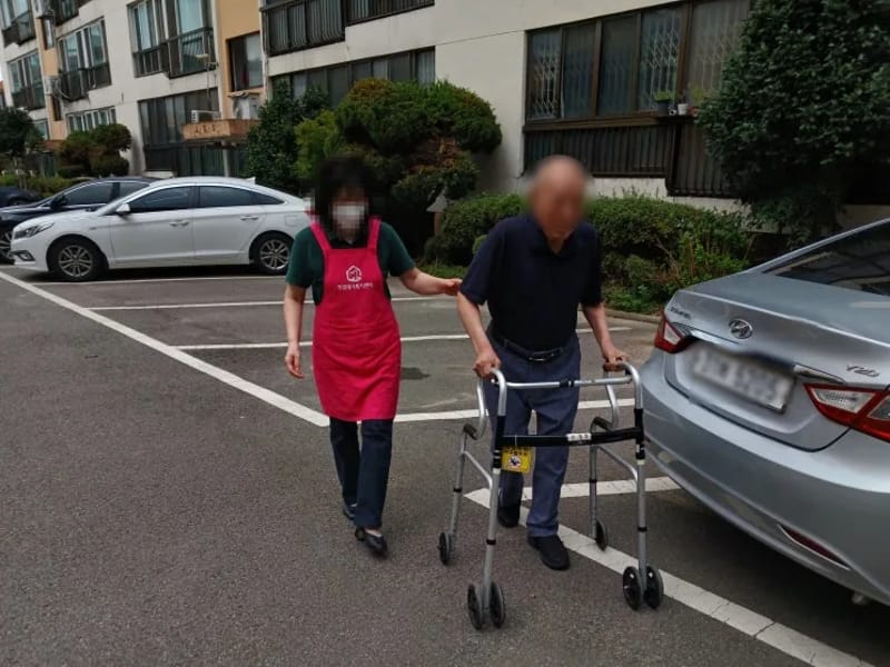 가족재가복지센터 - 방문요양 in 전주시, 전북특별자치도 photo 2