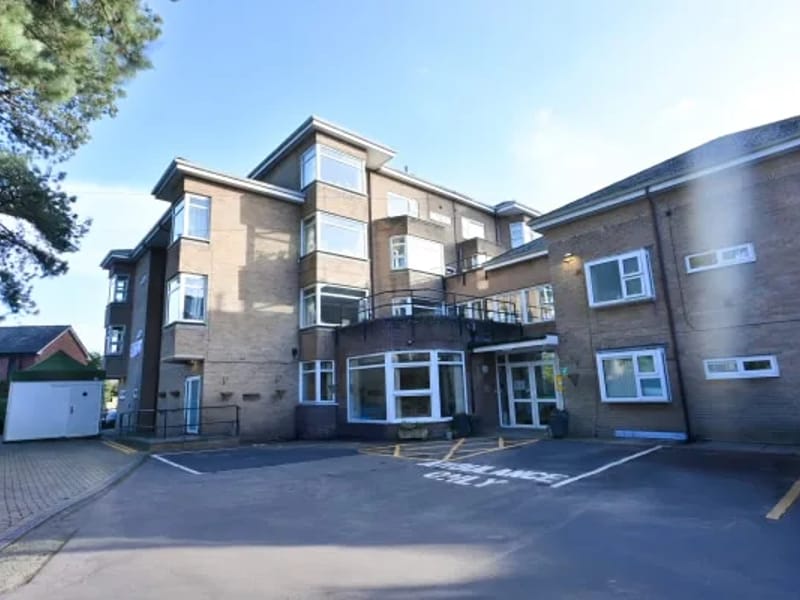Handsworth - Assisted Living in Altrincham, England photo 2