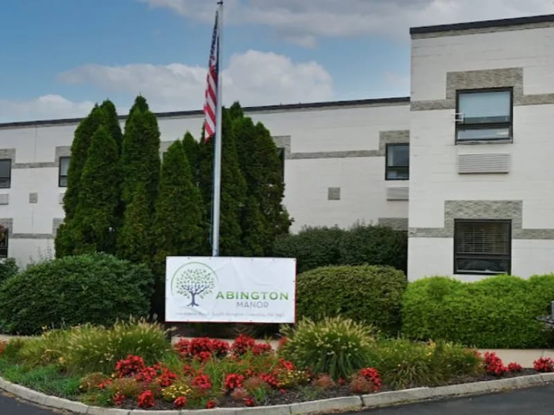 Abington Manor - Nursing Home in Clarks Summit, PA photo 2
