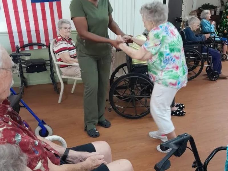 Ambitious Quality-Care Assisted Living Llc - Assisted Living in Winter Haven, FL photo 2