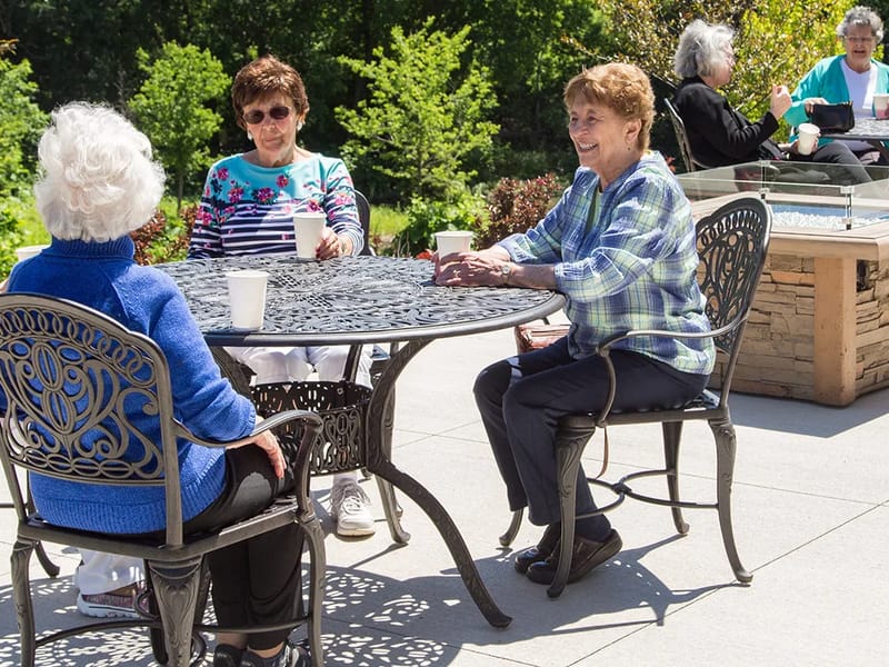 Eagan Pointe Senior Living Llc - Assisted Living in Eagan, MN photo 2