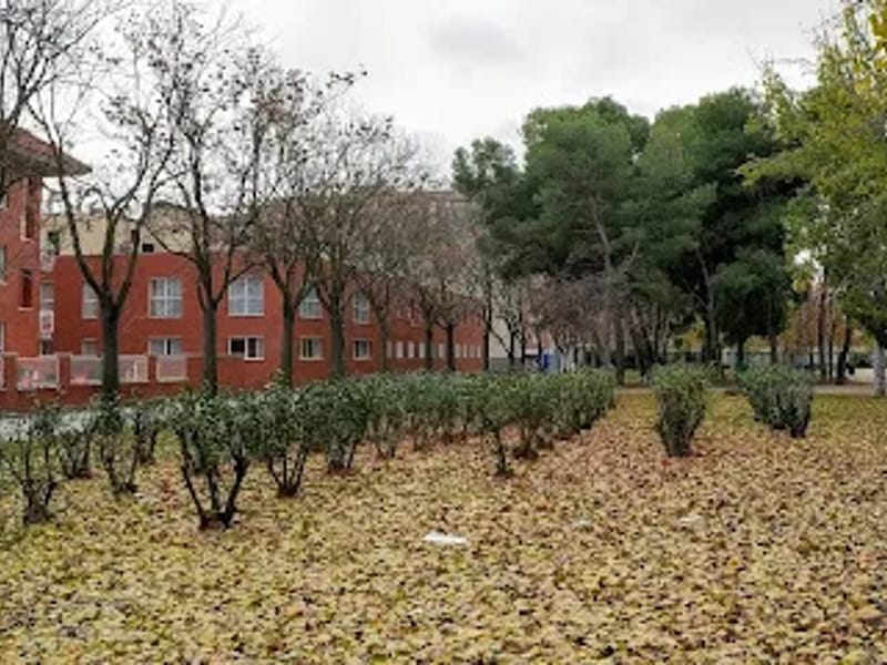 Residencia De Ancianos Parque Dorado Ii - Hogar de Ancianos in Zaragoza, Aragón photo 1
