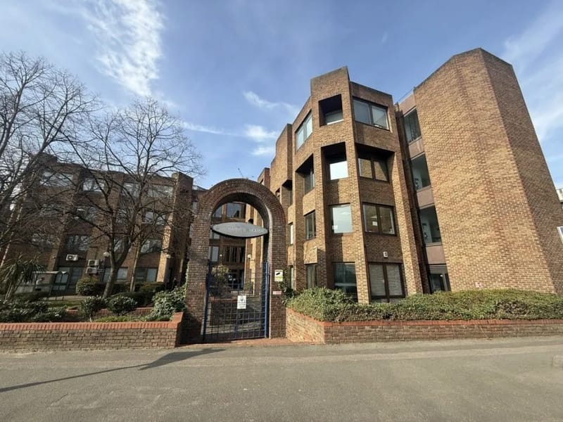 Abbeleigh House - Assisted Living in Romford, England photo 1