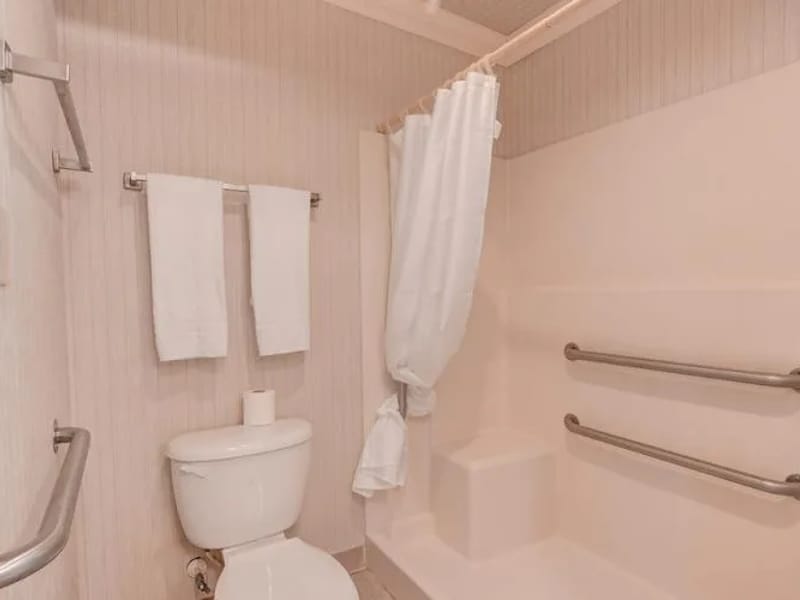 Advantage Senior Living Facility Llc - Assisted Living in Fort Lauderdale, FL photo 3