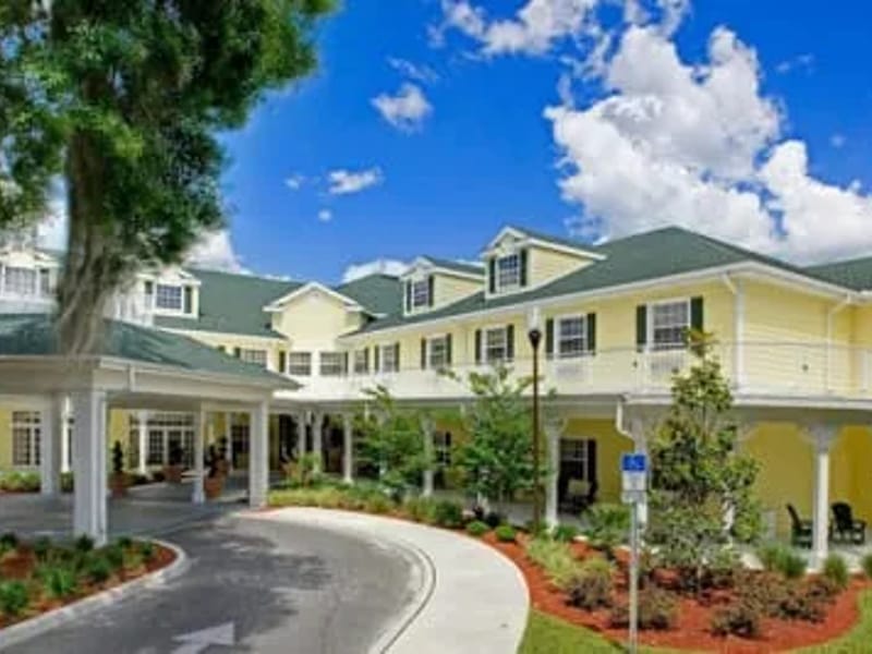 Arbor Oaks At Lakeland Hills - Assisted Living in Lakeland, FL photo 2