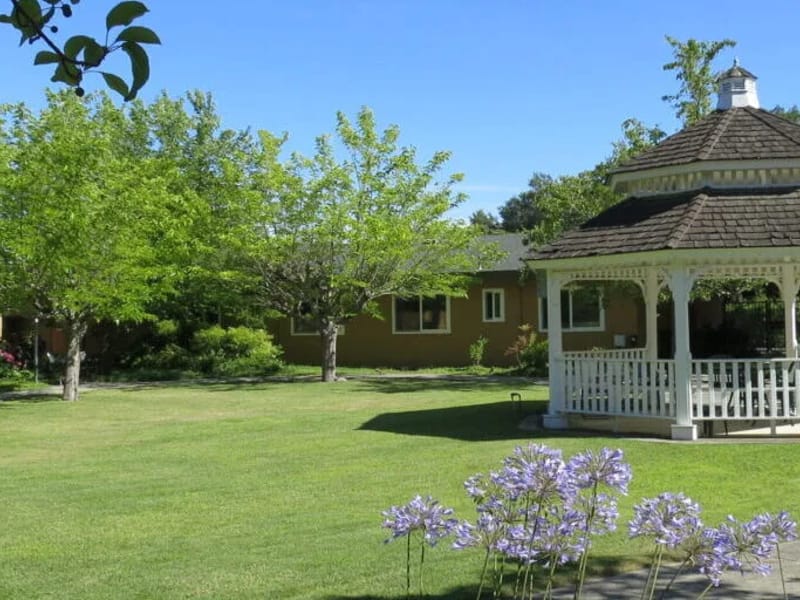 Creekwood - Assisted Living in Novato, CA photo 2