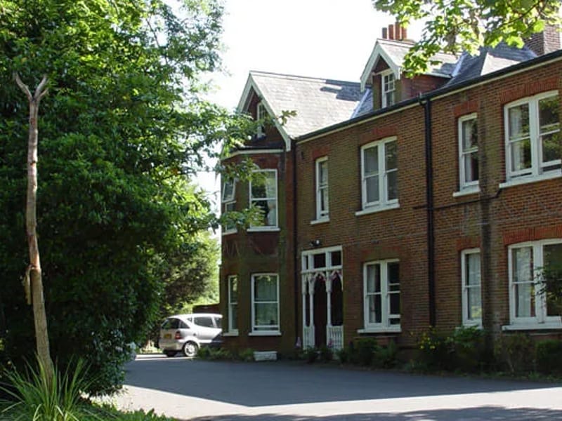 Eastcroft Nursing Home - Nursing Home in Banstead, England photo 3