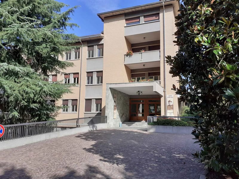 Rsa Casa  S.agnese - Casa di Riposo in Saronno, Lombardia photo 1