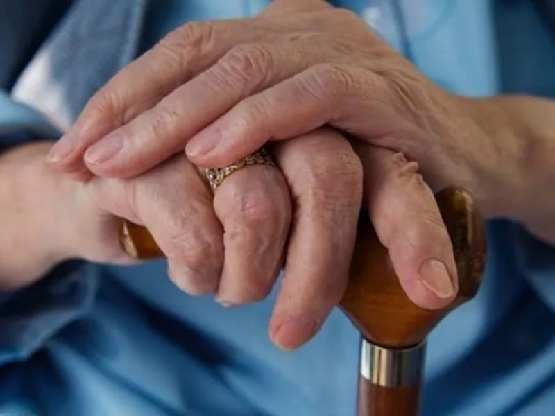 Attending Hands In Home Health Care LLC - Home Health Nursing in Creve Coeur, MO photo 2