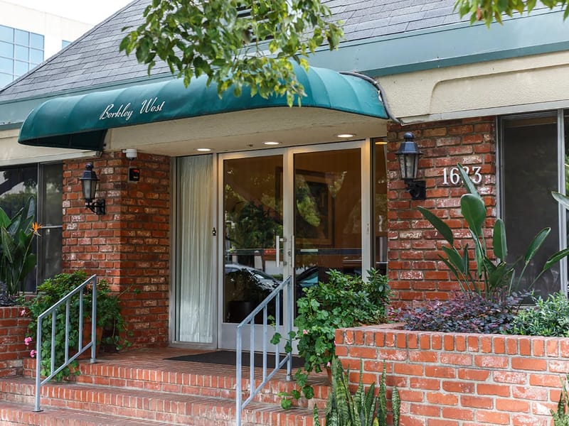 Berkley West Healthcare Center - Nursing Home in Santa Monica, CA photo 3