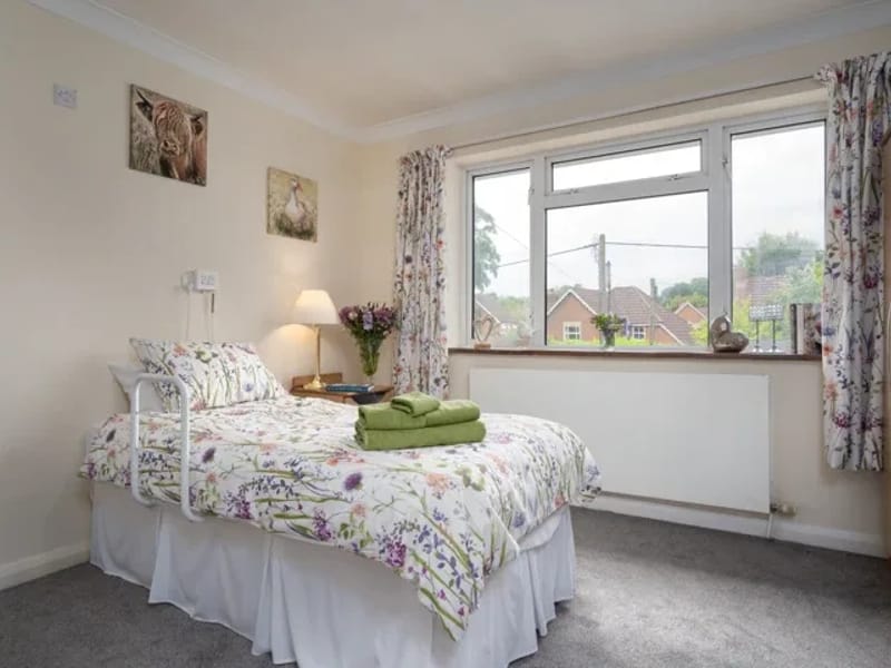 Pratt House - Assisted Living in Amersham, England photo 3