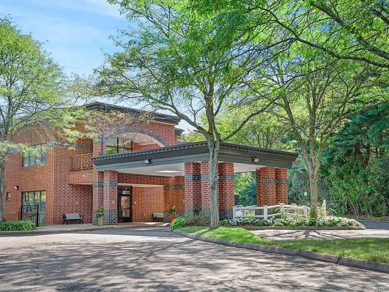 Beacon Brook Center for Health & Rehabilitation — Assisted Living, Naugatuck, CT · photo 1