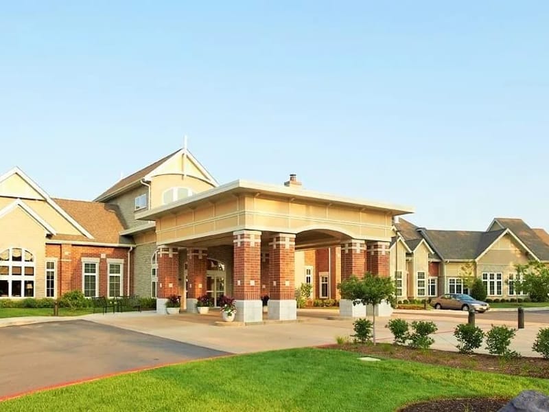 Aberdeen Heights - Assisted Living in Kirkwood, MO photo 2
