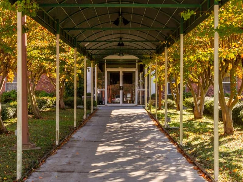 The Blossoms at Woodland Hills Rehab & Nursing Cen - Nursing Home in Little Rock, AR photo 2